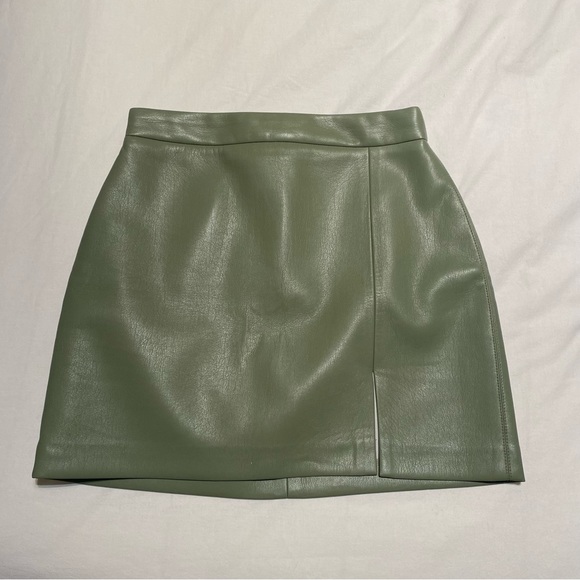 Wilfred Patio mini skirt - green leather - Picture 1 of 3